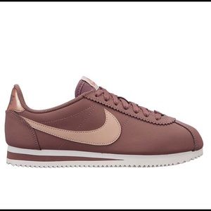mauve nike cortez